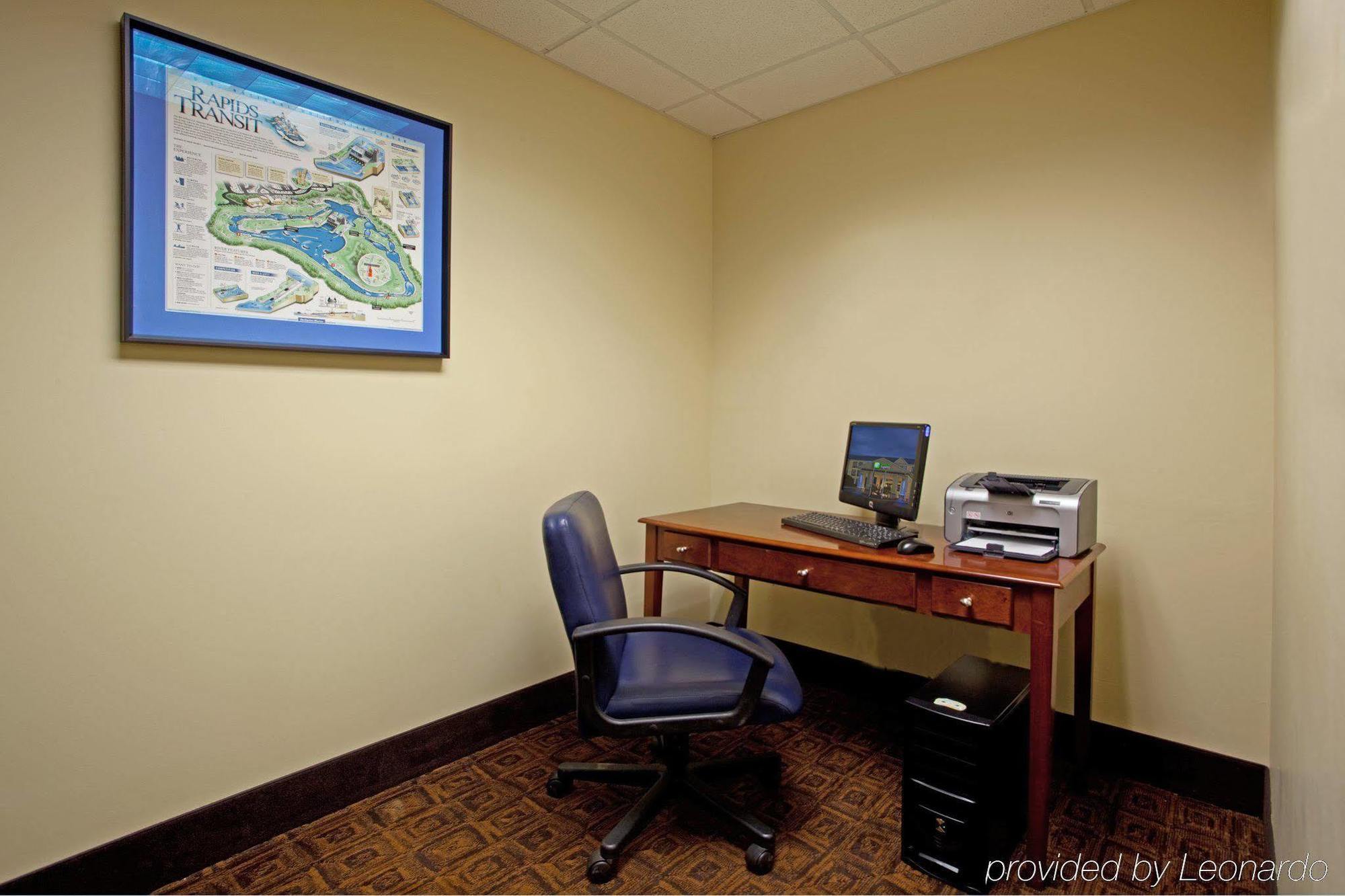 Holiday Inn Express & Suites Charlotte Arpt-Belmont By Ihg Exterior photo